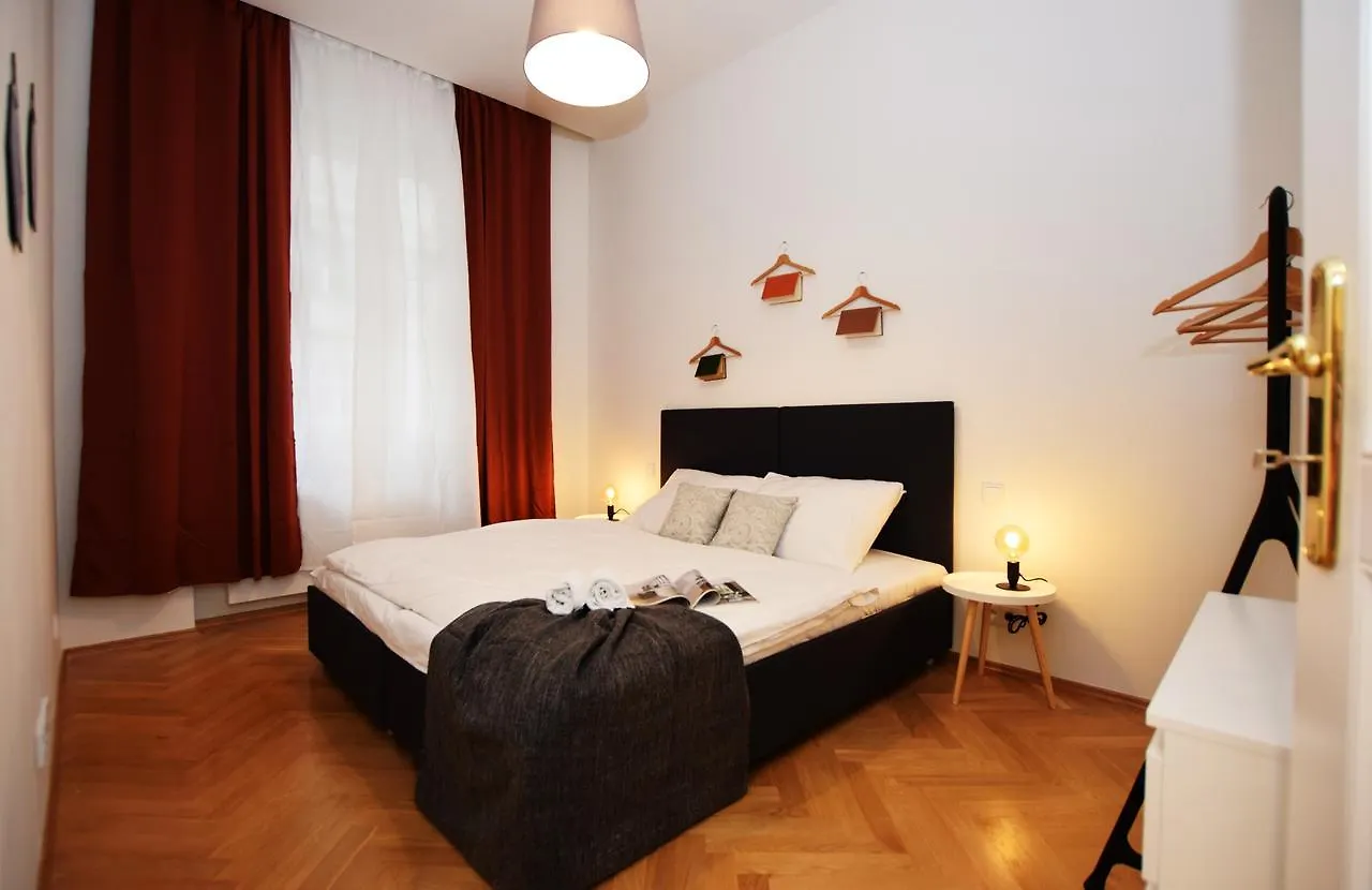 Rehorova Apartments By Pragueforyou